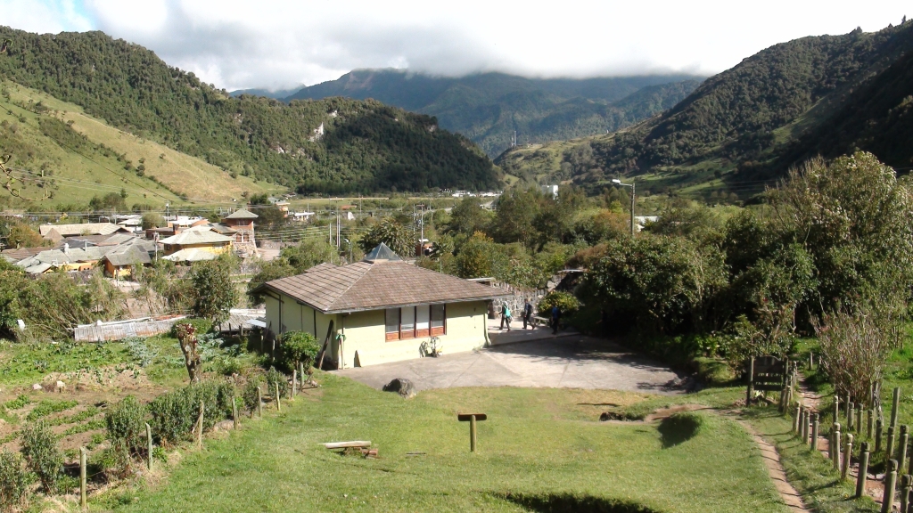 Fieldwork in 2012 near Papallacta (Ecuador).